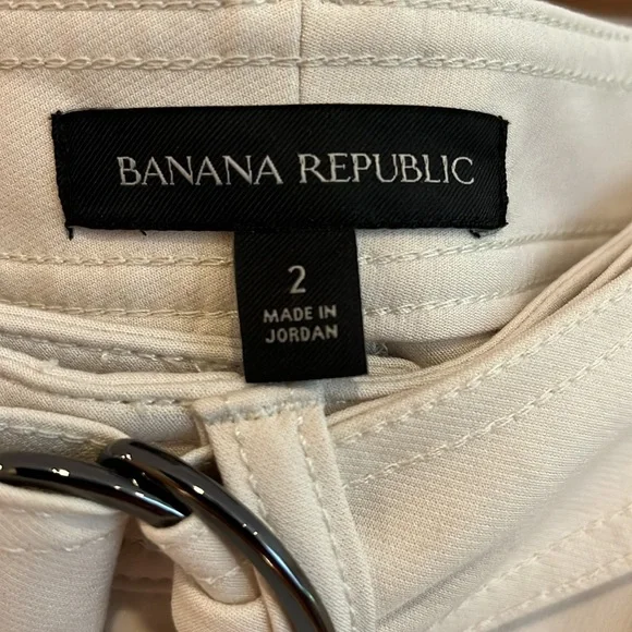 Banana Republic size 2 Women’s cargo dress pants - Picture 3 of 3